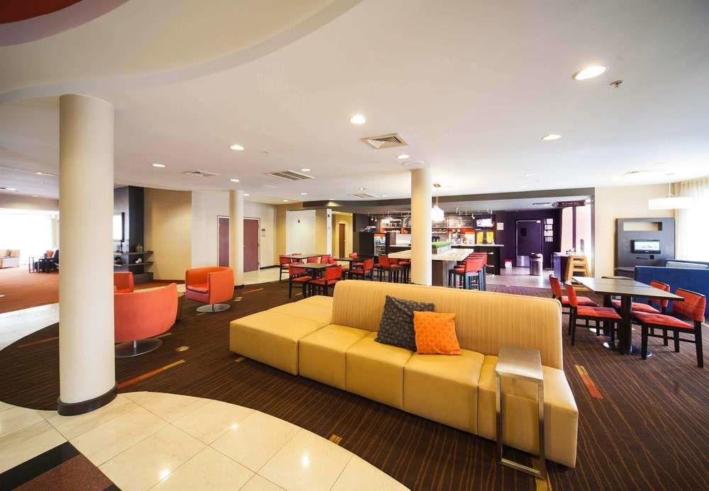 Отель Courtyard By Marriott Валдоста Экстерьер фото